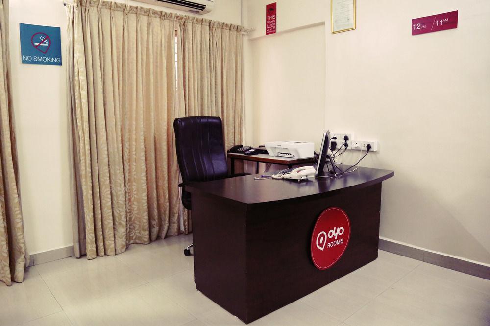 Oyo 946 Royce Studio Hotel