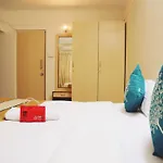Oyo 946 Royce Studio Apartments