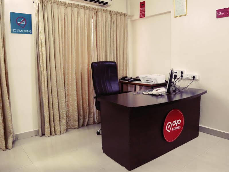 Oyo 946 Royce Studio Hotel